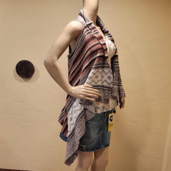 Lildy Cardigan style sweater vest - Size: S-M - Picture 1 of 7